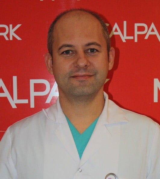 Op. Dr. Timur Uğurlu, Yazar Doktor Amcam